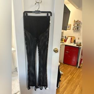 Bear dance knit flare pant size 27